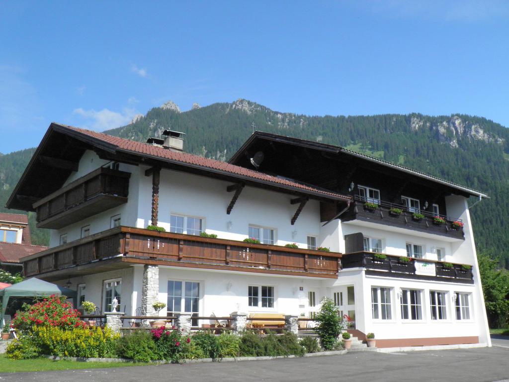 Alpenhof Waengle Lejlighedshotel Reutte Eksteriør billede