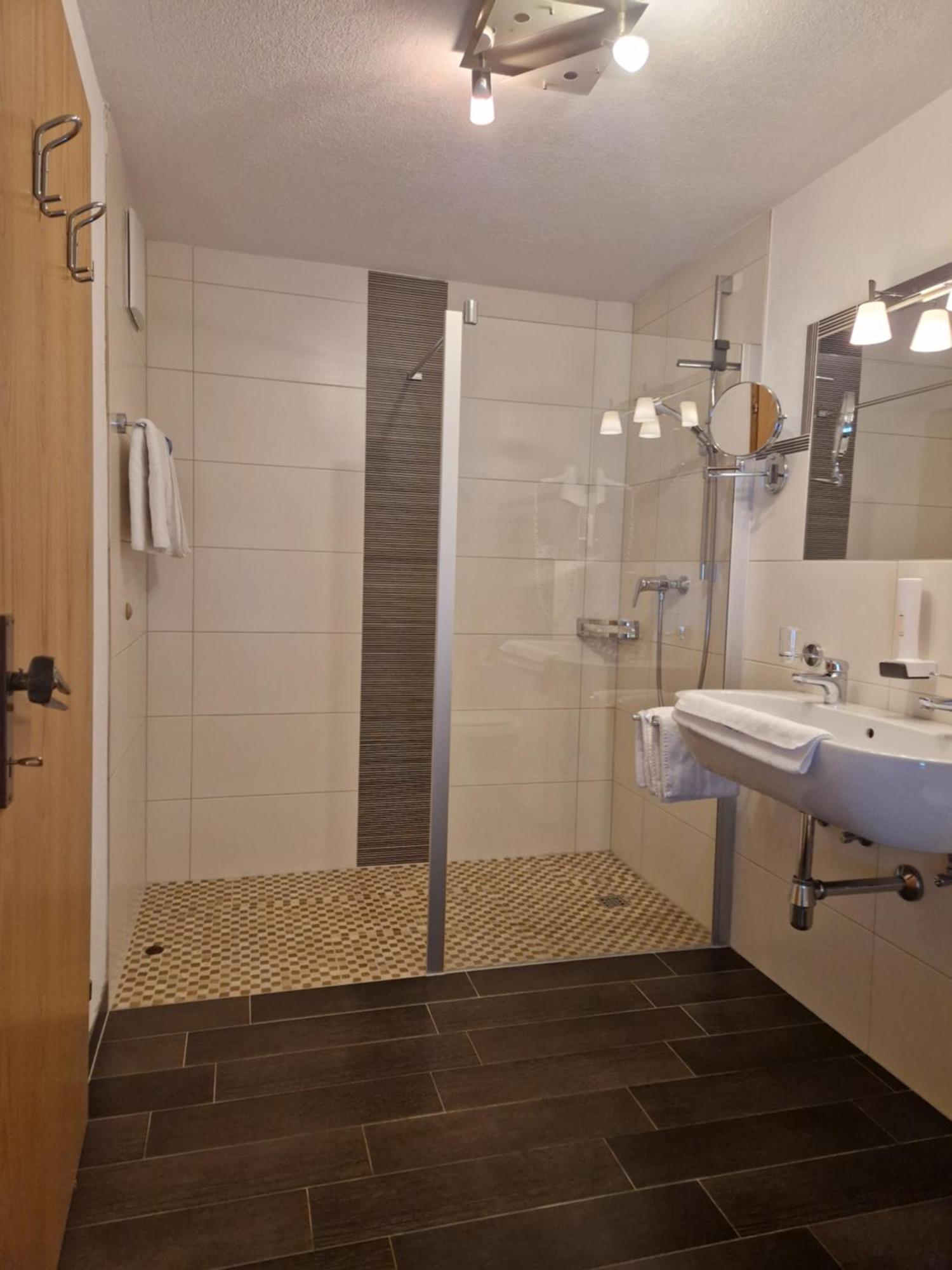 Alpenhof Waengle Lejlighedshotel Reutte Eksteriør billede