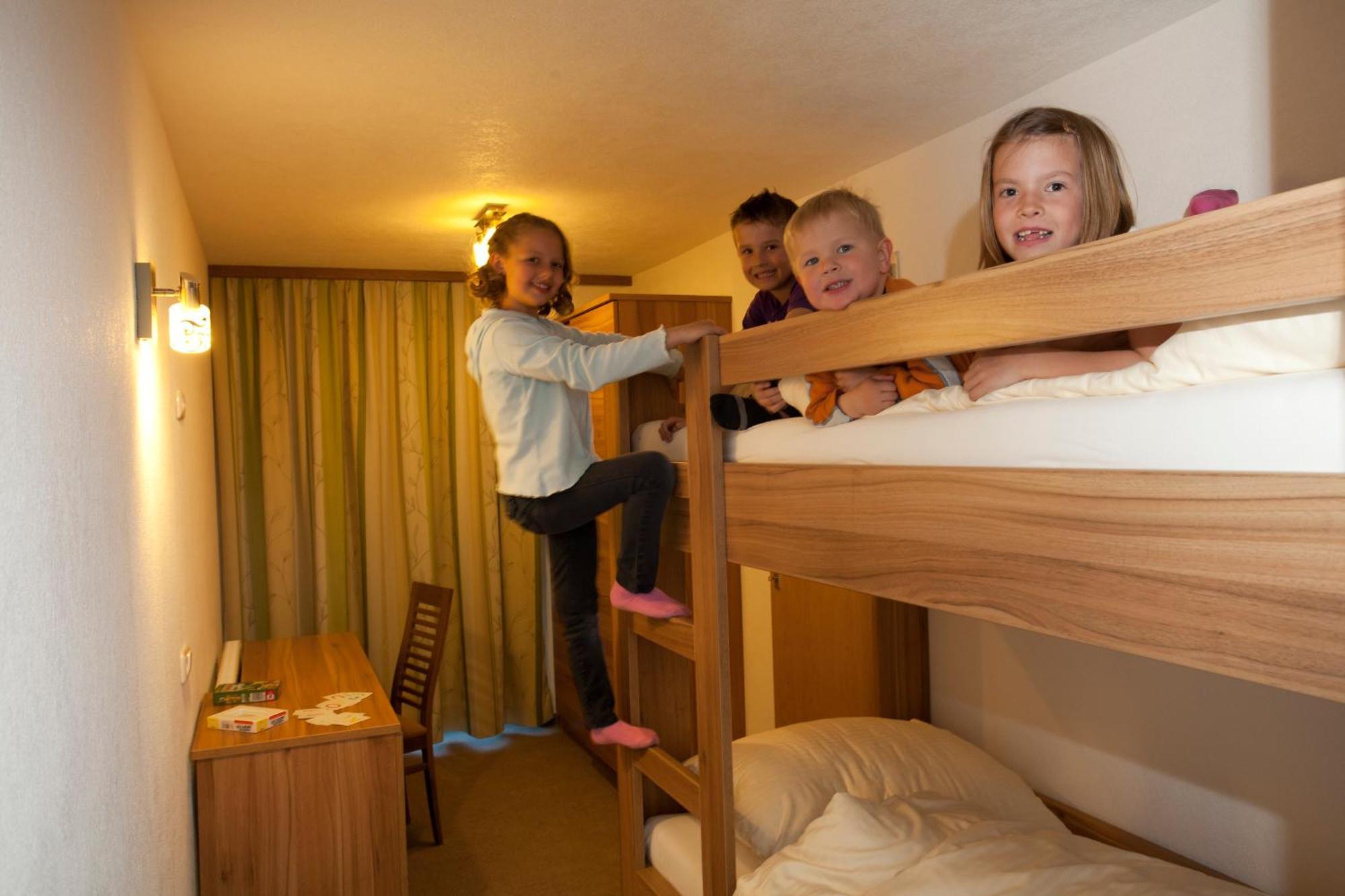 Alpenhof Waengle Lejlighedshotel Reutte Eksteriør billede