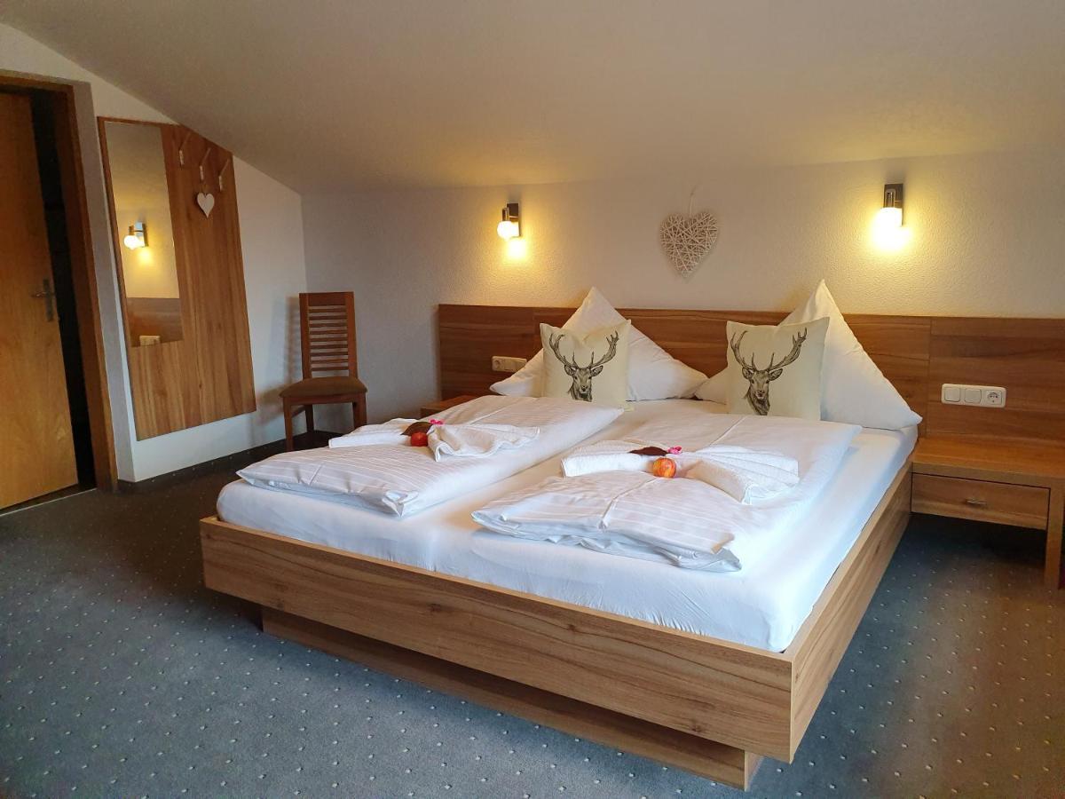 Alpenhof Waengle Lejlighedshotel Reutte Eksteriør billede